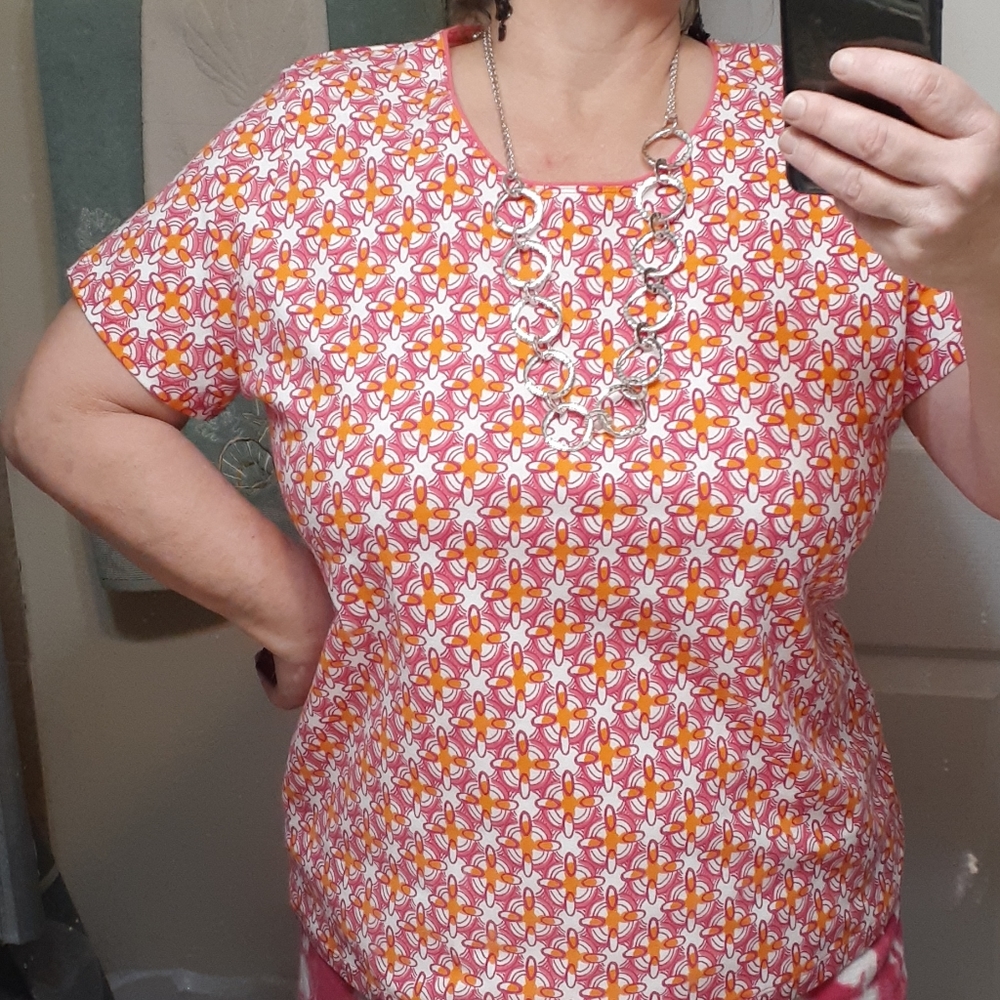 Womans print T